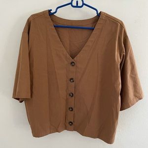 Knot Sisters Oversized Button Top Small